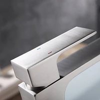 Simplie Fun Single Hole Bathroom Faucet