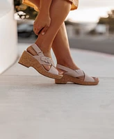 Clarks Women's Giselle Dove Wedge Sandals
