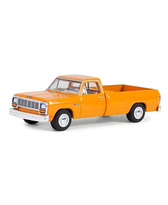 Greenlight Collectibles 1/64 1982 Dodge Ram D-250, Dot Orange, Blue Collar Series