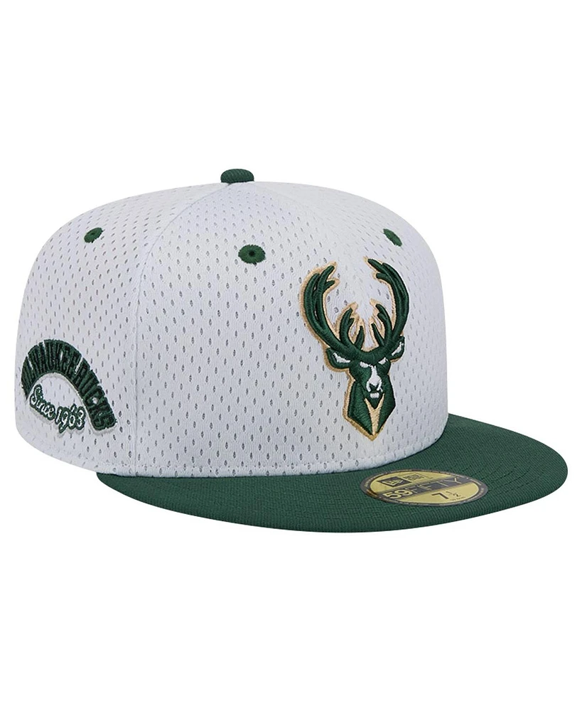 New Era Men's White/Hunter Green Milwaukee Bucks Throwback 2Tone 59FIFTY Fitted Hat