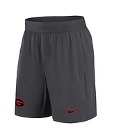 Nike Men's Anthracite Georgia Bulldogs 2024 Sideline Performance Shorts