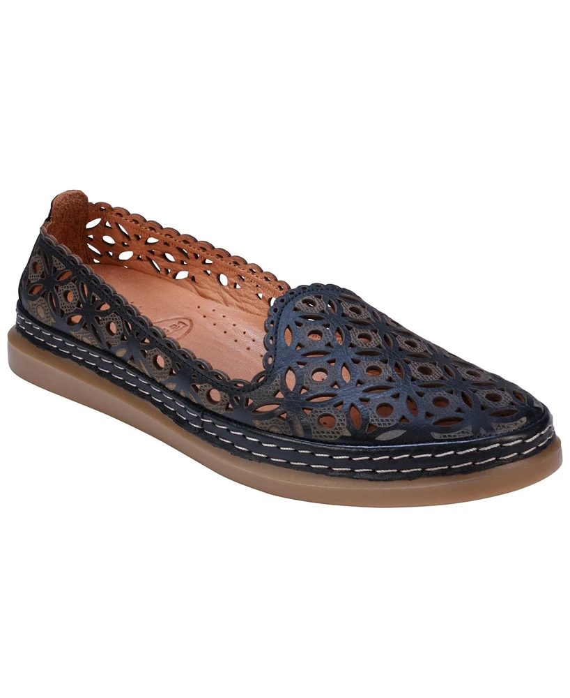 Cools 21 Women's Tumi Perforated Leather Flats