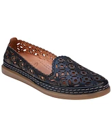 Cools 21 Women's Tumi Perforated Leather Flats