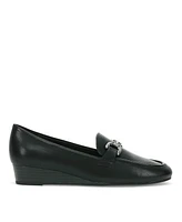 Baretraps Women's Caddie Loafer