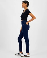 Dollhouse Juniors' Exposed Button Skinny Jeans