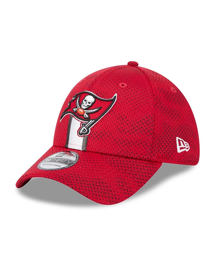 New Era Men's Red Tampa Bay Buccaneers 2024 Sideline 39THIRTY Flex Hat