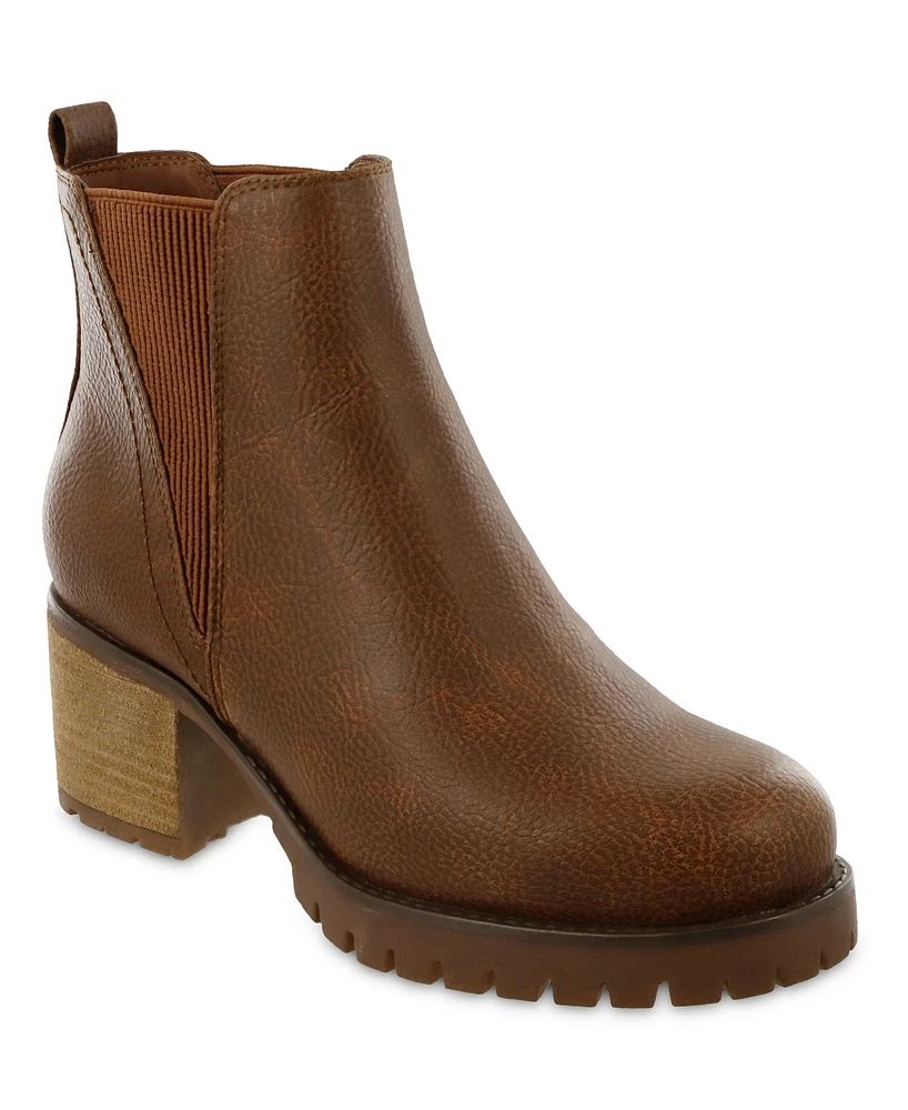 Mia Women's Jody Lug Sole Wide-Width Chelsea Booties