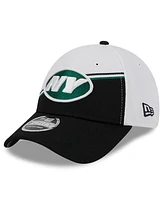 New Era Men's White/Black New York Jets 2023 Sideline 9FORTY Adjustable Hat