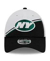 New Era Men's White/Black New York Jets 2023 Sideline 9FORTY Adjustable Hat