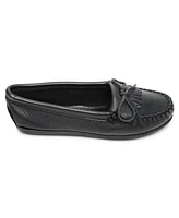 Minnetonka Women's Deerskin Kilty Moccasins