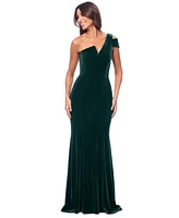 Betsy & Adam Petite Velvet Gown