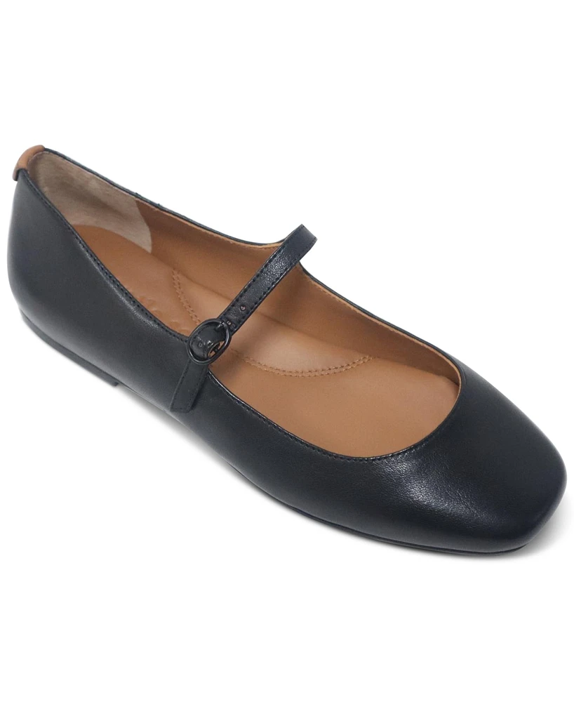 Gentle Souls Women's Wynona Flats