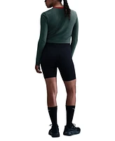 Nike Women's Sportswear Chill Knit Slim Logo Cropped T-Shirt