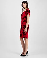 Connected Women's Queen Anne Floral-Print Dress