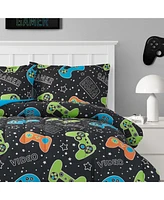 Alex + Bella Video Gamer Set Black -Piece Ultra Soft Microfiber Comforter Set