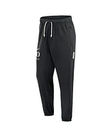 Nike Men's Black Oregon Ducks Basketball Travel Fleece Performance Pants