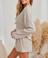 Cupshe Women's Beige Long Sleeve Tee & Shorts Set