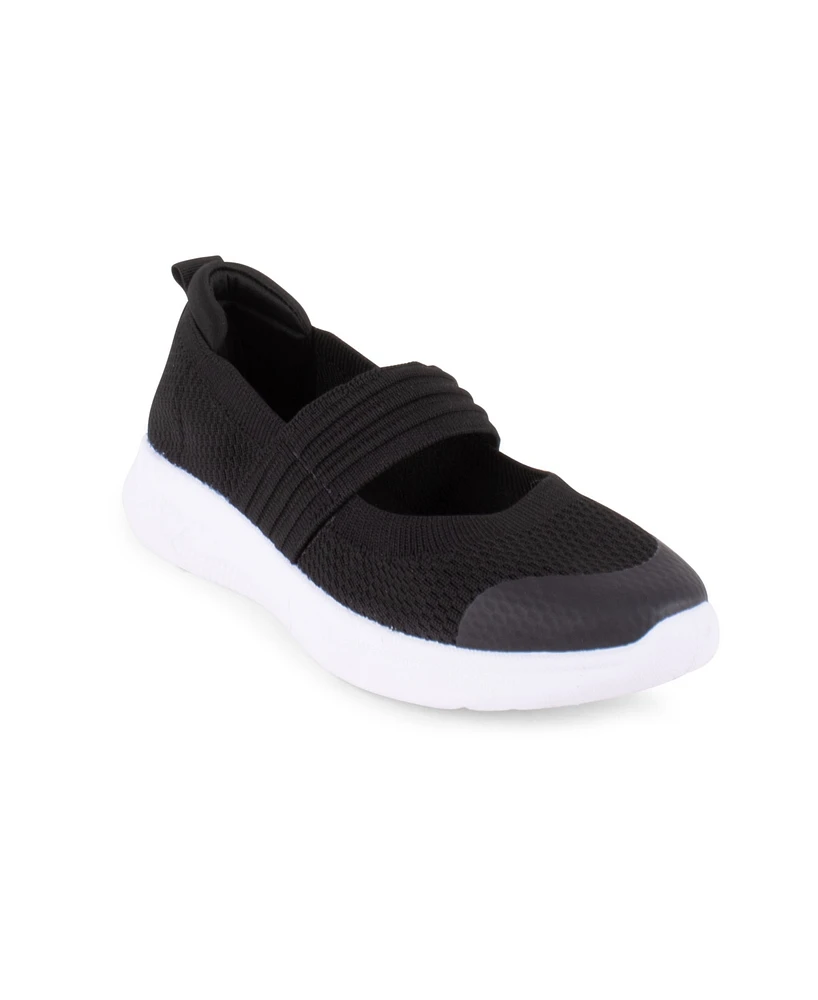 Danskin Women's Challenge Round Toe Sneakers