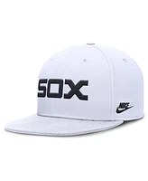 Nike Men's White Chicago Sox Cooperstown True Performance Fitted Hat