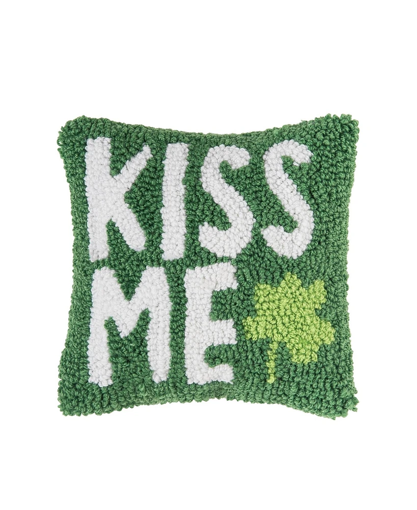 8" x 8" St. Patrick's Day "Kiss Me" Clover Hooked Small/Petite Accent Throw Pillow