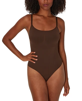 Maidenform Women's Everyday Seamless Shapewear Thong Bodysuit DMS830