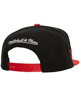 Mitchell & Ness Men's Black Chicago Blackhawks Soul Triple Up Snapback Hat