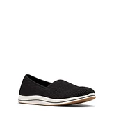 Clarks Cloudsteppers Women's Breeze Stretch Slip-On Shoes