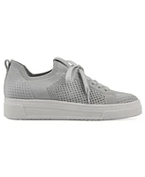 White Mountain Women's Uncut Slip-On Sneakers