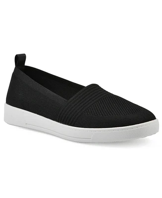 White Mountain Women's Upright Slip-On Sneakers