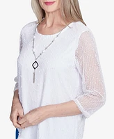 Alfred Dunner Petite Parrot Cay Popcorn Mesh Top with Necklace