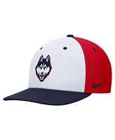 Nike Men's White/Red UConn Huskies Pro Performance Snapback Hat