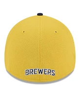 New Era Men's Yellow Milwaukee Brewers 2025 Spring Training 39THIRTY Flex Hat