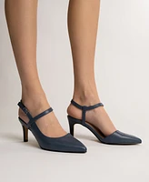 Journee Collection Women's Scipio Pointed Toe Pumps