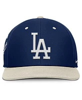 Nike Men's Navy/Cream Los Angeles Dodgers Pro Performance Snapback Hat