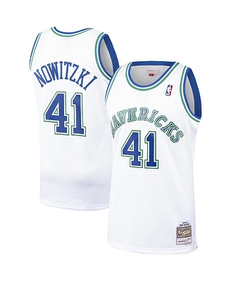 Mitchell & Ness Men's Dirk Nowitzki White Dallas Mavericks 1998/99 Hardwood Classics Swingman Jersey