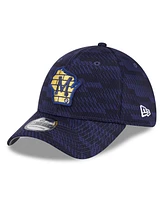 New Era Men's Navy Milwaukee Brewers 2025 Mlb Clubhouse 39THIRTY Flex Hat