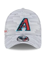 New Era Men's Gray Arizona Diamondbacks 2025 Mlb Clubhouse 39THIRTY Flex Hat