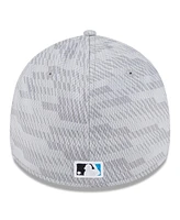 New Era Men's Gray Miami Marlins 2025 Mlb Clubhouse 39THIRTY Flex Hat