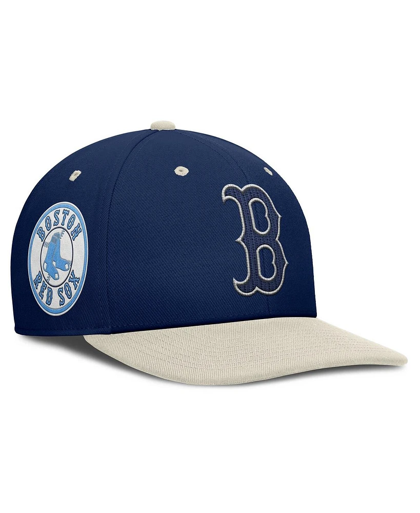 Nike Men's Navy/Cream Boston Red Sox Pro Performance Snapback Hat