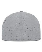 Nike Men's Oregon Ducks On-Field Dugout True Performance Fitted Hat