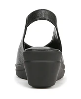 Naturalizer Women's Sutton Closed Almond Toe Slingback Wedges