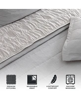 Linery & Co. Textured Spandex Solid Quilt Set With Shams