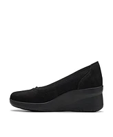 Clarks Collection Women's Suttyn Kaylie Slip-On Shoes