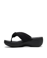 Clarks Cloudsteppers Women's Breeze Rae Erin Slip-On Flat Sandals