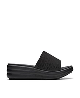 Clarks Cloudsteppers Women's Drift Twist Slip-On Flat Sandals