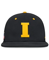 Nike Men's Iowa Hawkeyes On-Field Dugout True Performance Fitted Hat