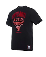 Two Hype X Nba Men's Black Chicago Bulls Culture Hoops Collection Premium T-Shirt
