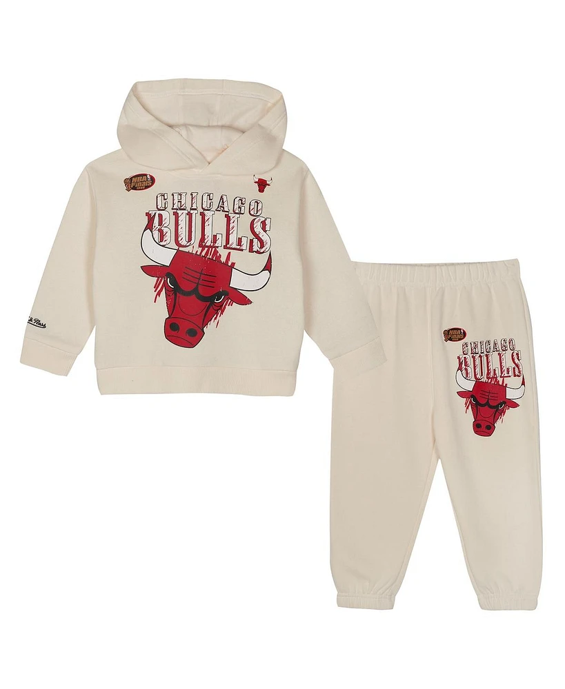 Mitchell & Ness Toddler 2-Piece Cream Chicago Bulls Hang Time Oversized Pullover Hoodie and Pants Set