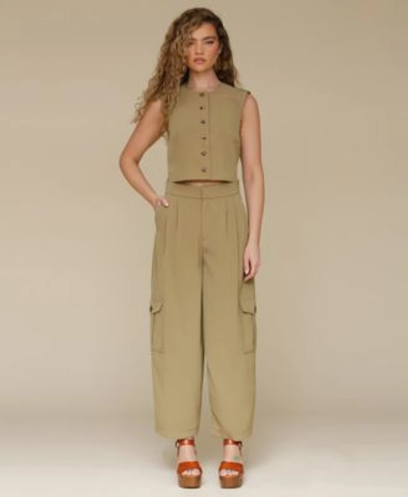Avec Les Filles Womens Cropped Boxy Vest Barrel Leg Cargo Pants