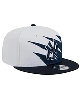 New Era Men's Navy/White New York Yankees Jagged 9FIFTY Snapback Hat